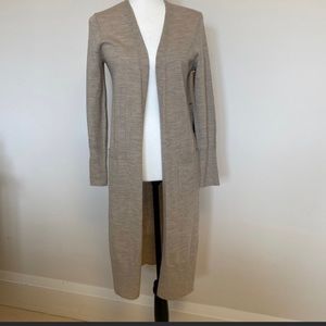 Tahari 100% merino wool sweater / Long cardigan M
